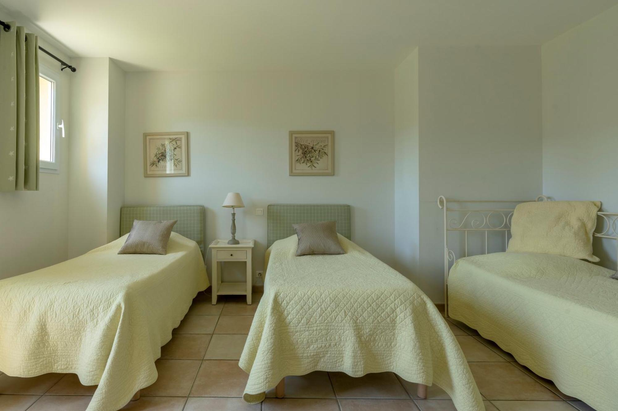Saint-Rémy-de-Provence Villa Indigo מראה חיצוני תמונה