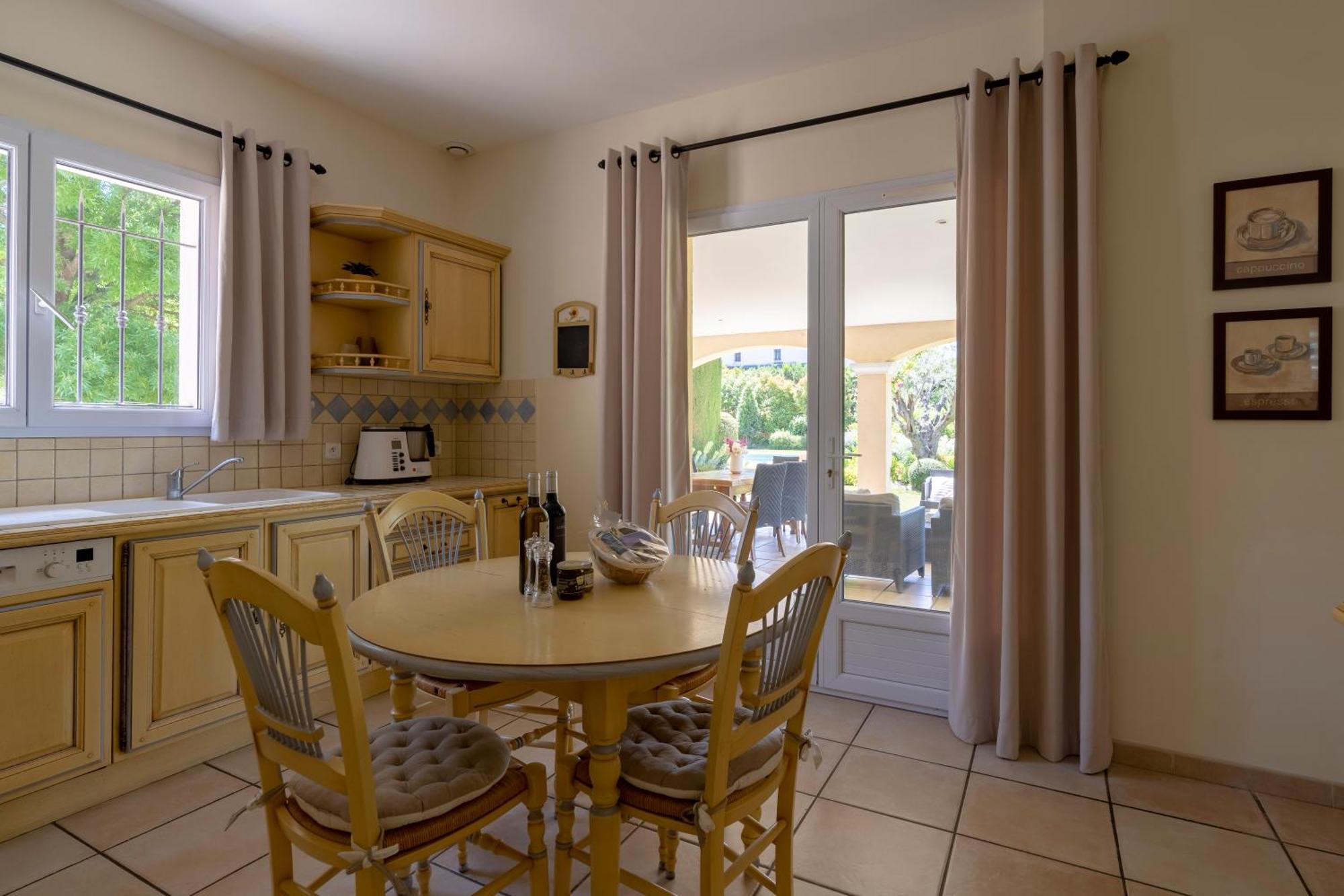 Saint-Rémy-de-Provence Villa Indigo מראה חיצוני תמונה
