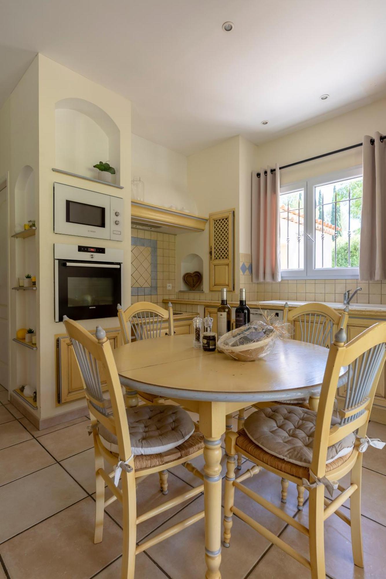 Saint-Rémy-de-Provence Villa Indigo מראה חיצוני תמונה